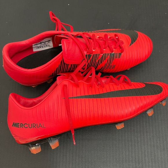 mercurial red cleats